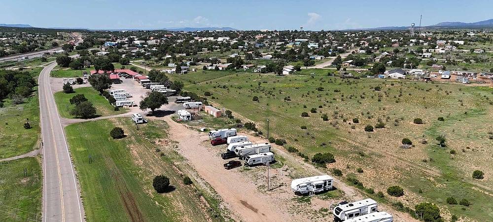 Year-Round Central New Mexico RV Park and Motel