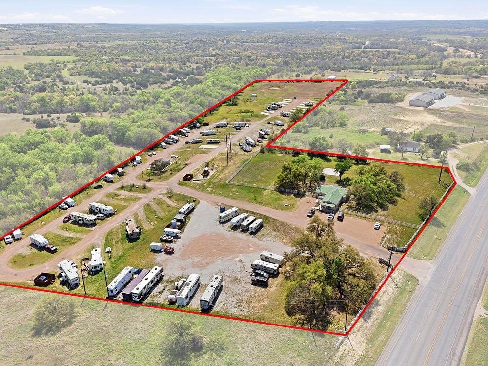 Lonestar23 RV Park and Storage
